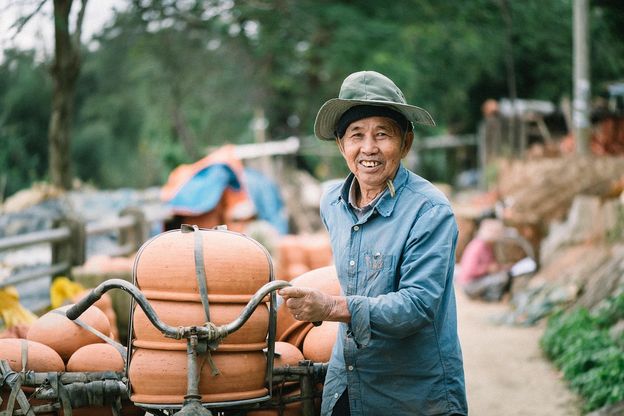 pottery,  man,  delivery,  hoi an,  craftsman